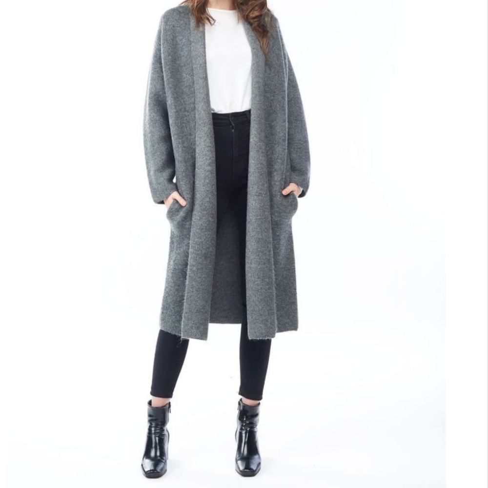 Look by M in Midnight Blue